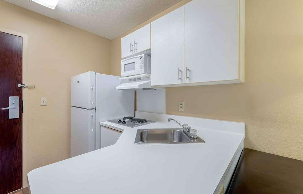 Extended Stay America Select Suites - Minneapolis - Eden Prairie - Valley View Road Room photo